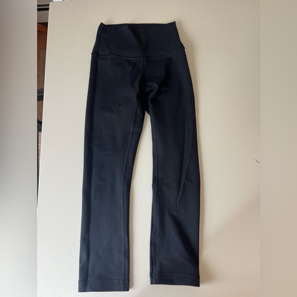 Lululemon Size 2 Black Capri Leggings - Picture 1 of 3
